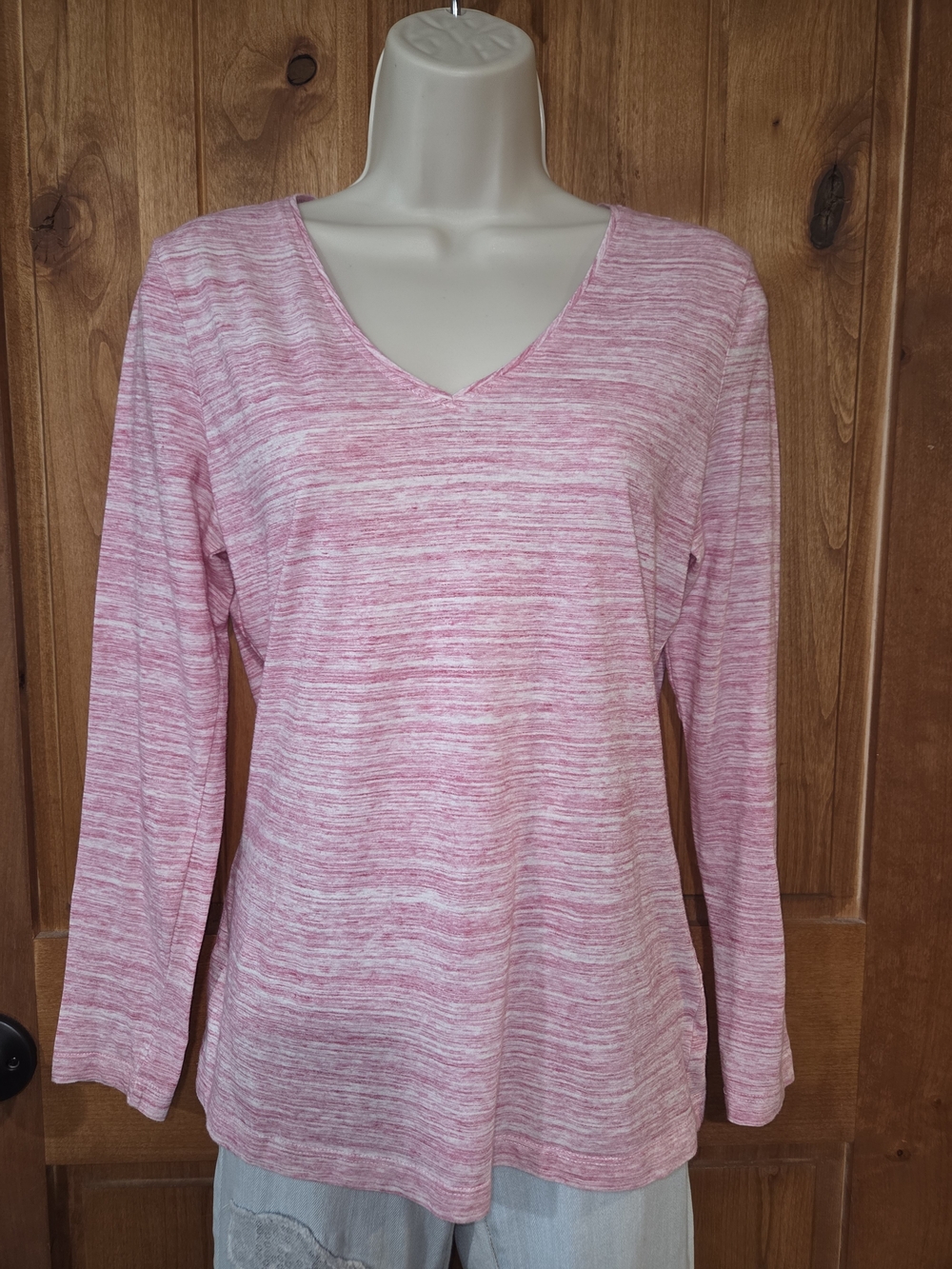 G.H. Bass & Co. Heathered Pink Long‎ Sleeve V-Neck Top